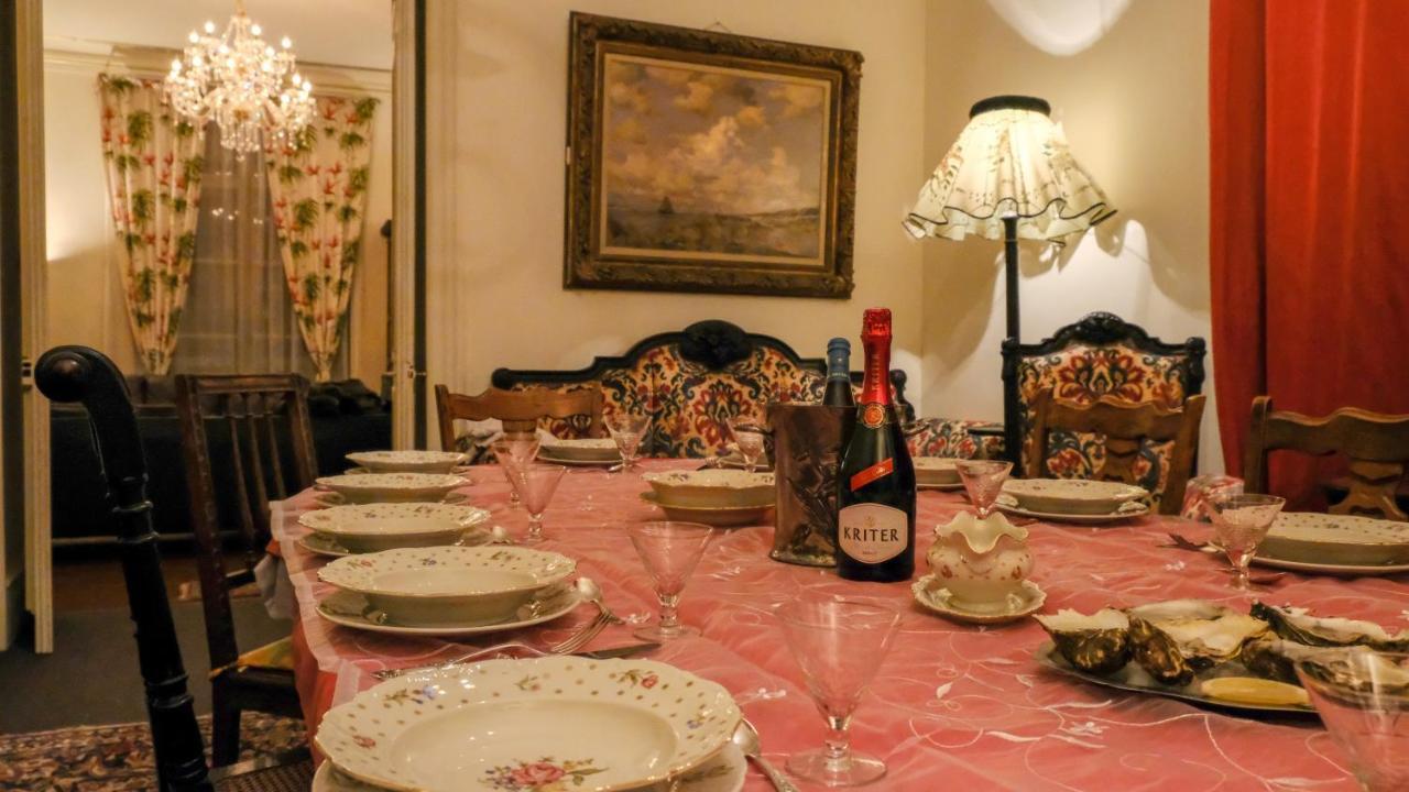 Private Castle With Park - Chateau Guillermo La Moncelle Екстер'єр фото