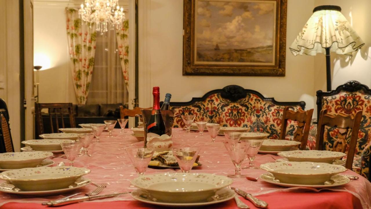 Private Castle With Park - Chateau Guillermo La Moncelle Екстер'єр фото