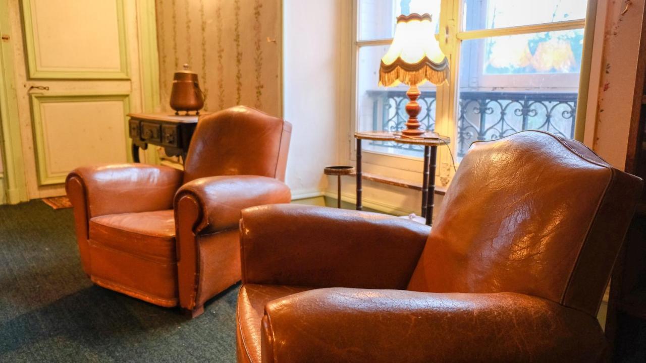 Private Castle With Park - Chateau Guillermo La Moncelle Екстер'єр фото