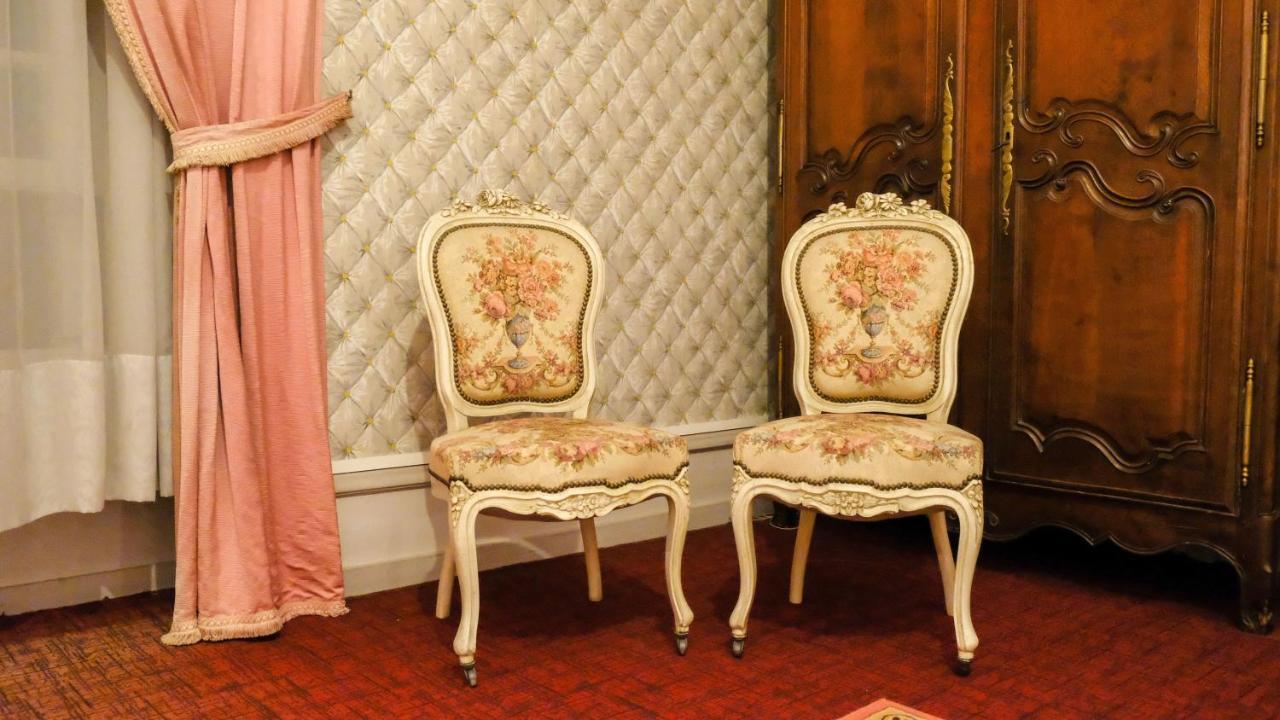 Private Castle With Park - Chateau Guillermo La Moncelle Екстер'єр фото